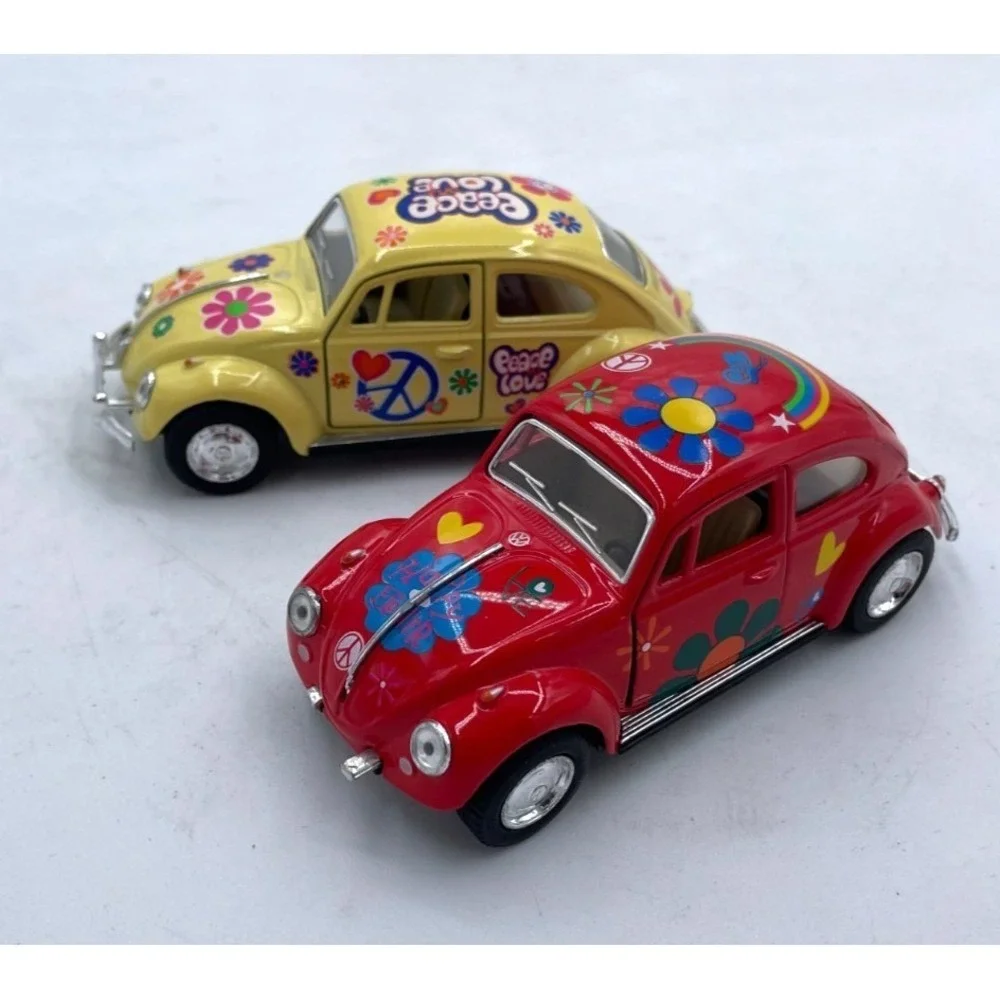 Lot of 2 Kinsmart 1967 Volkswagen Beetles Peace Love Diecast Model 1:32 Red 5" - Picture 1 of 12